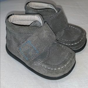 Leather baby boots